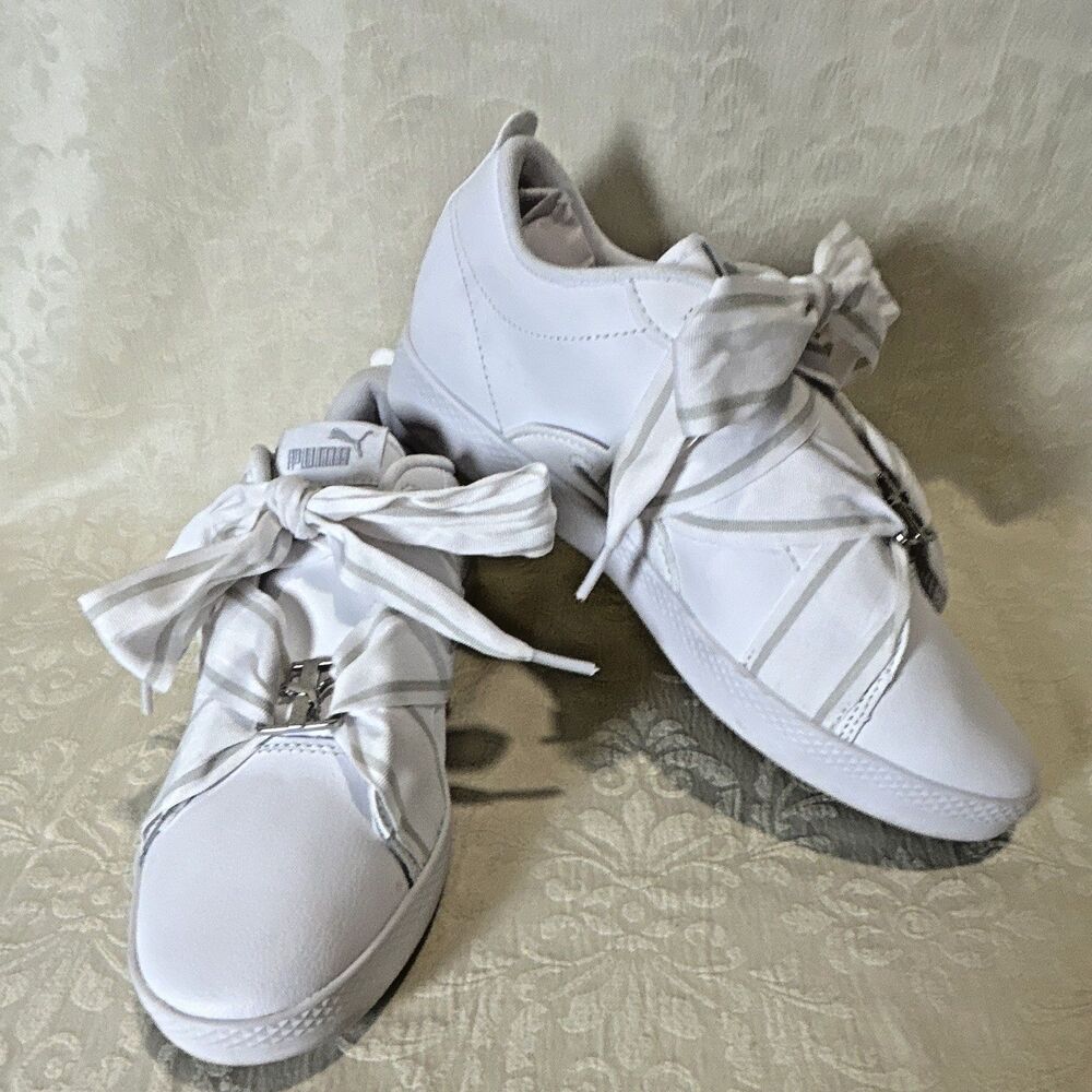 PUMA Smash Buckle "Silver" White/Puma Silver Low Top Lace Up Sneakers 368081-02